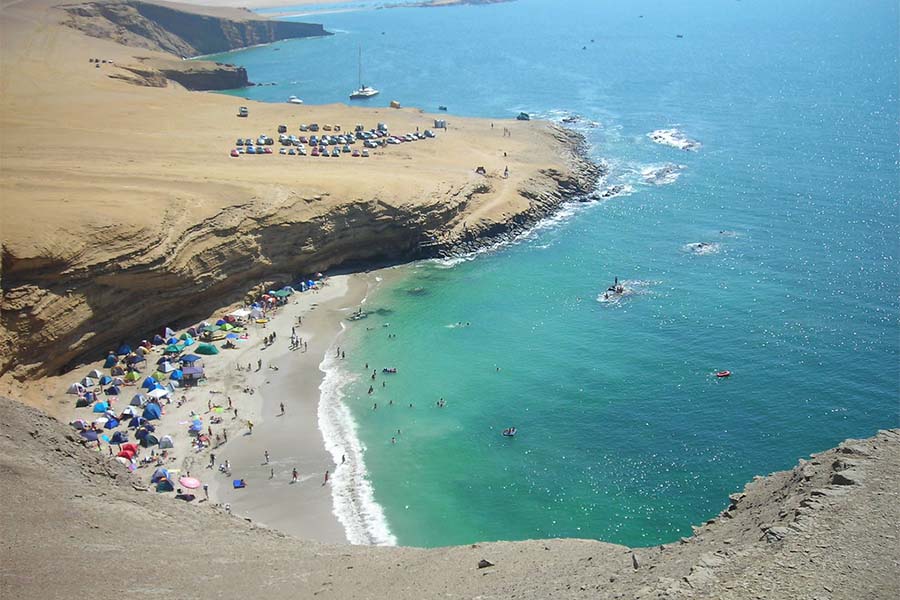 sitios mas visitados de paracas