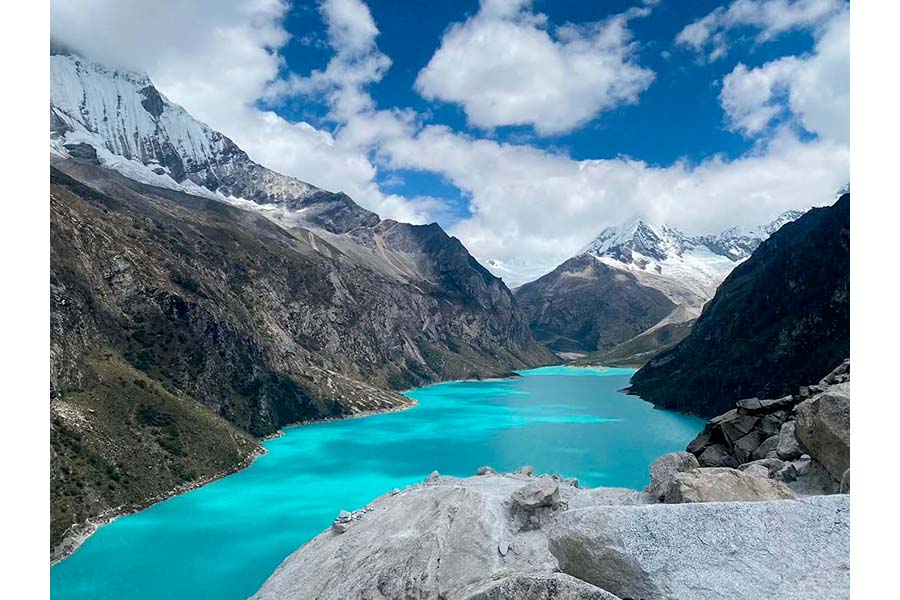 Tour Laguna Parón: Descubre el Espejo Turquesa de los Andes