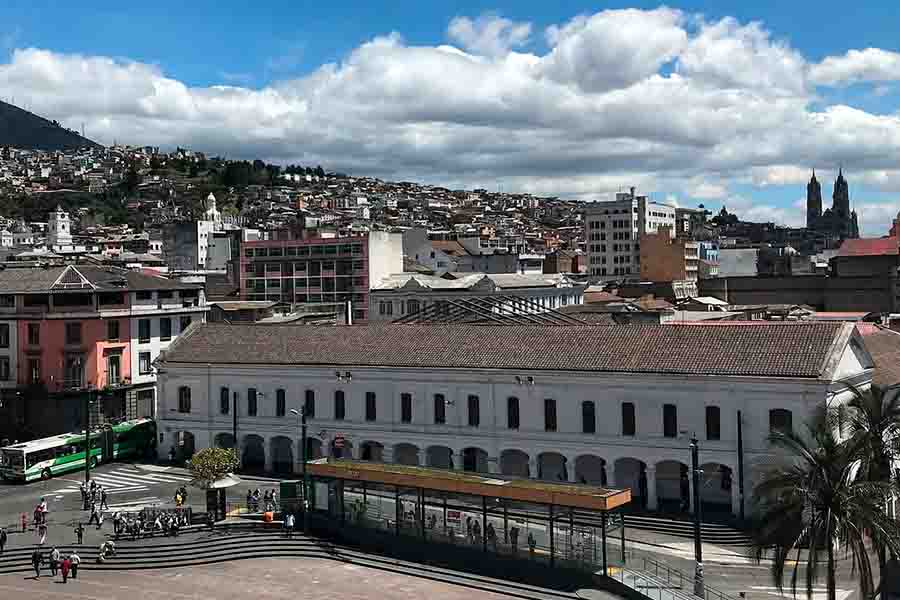 City Tour Privado por Quito: Historia, Teleférico y Mitad del Mundo